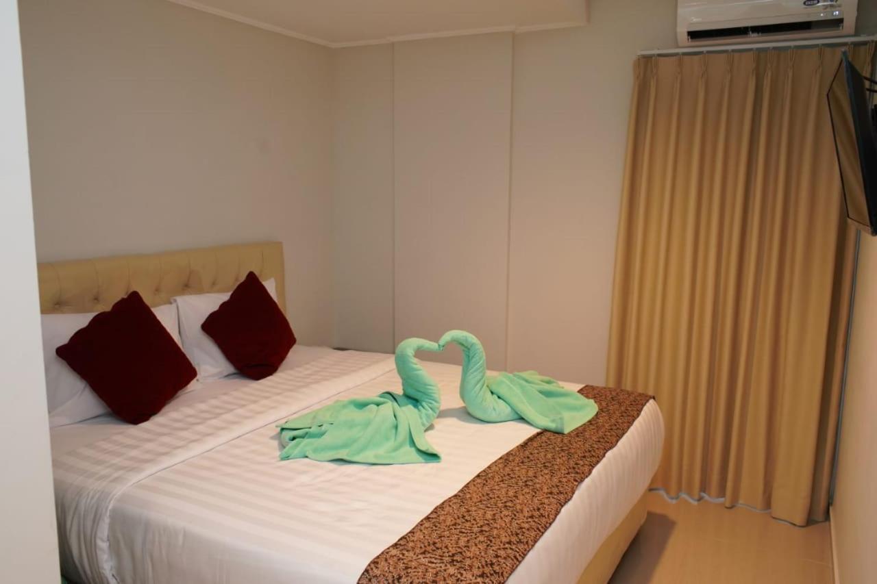 Aruuman Hotel Simpanglima Semarang Exteriér fotografie