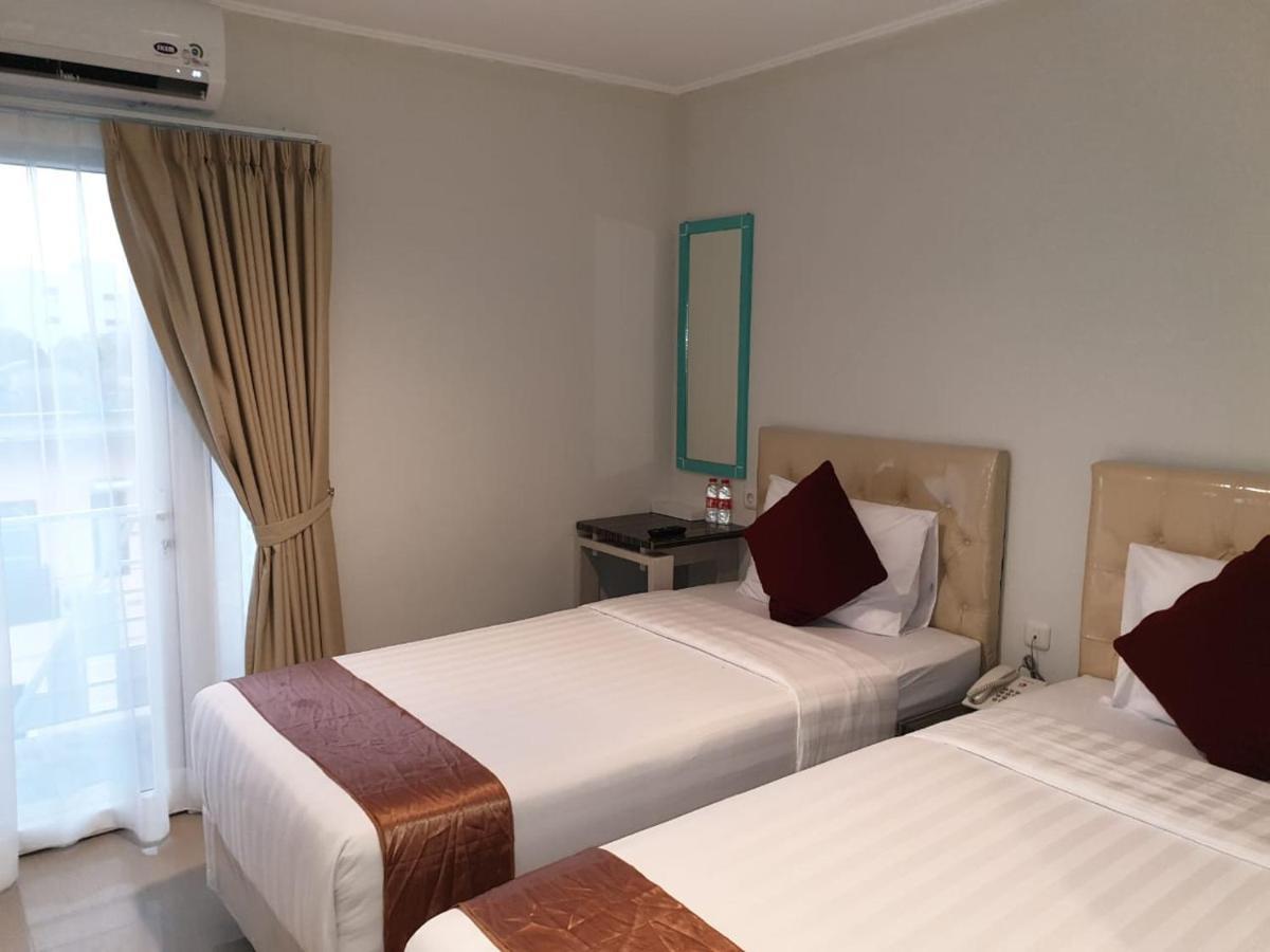 Aruuman Hotel Simpanglima Semarang Exteriér fotografie