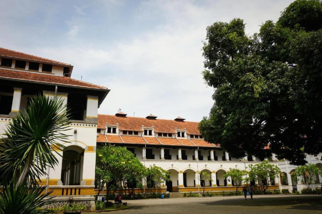 Aruuman Hotel Simpanglima Semarang Exteriér fotografie